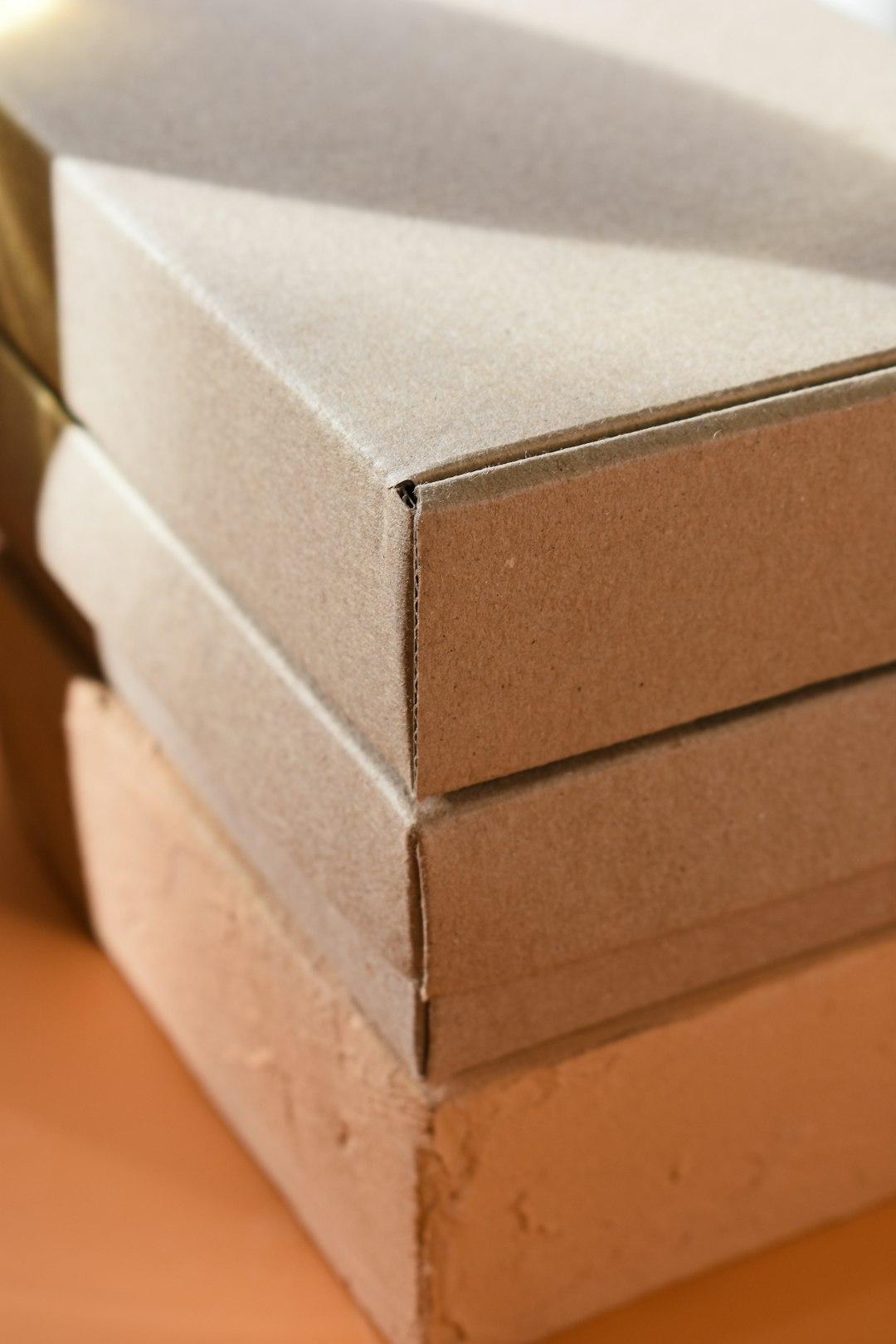 Mono-Material vs Multilayer Packaging: EPR, Recyclability & Packaging Cost Explained